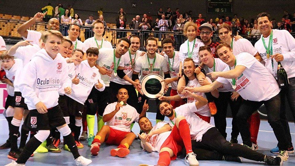 Am Ziel angekommen: der SSV Jahn 1889 ist deutscher Futsal-Meister 2017. F: Würthele