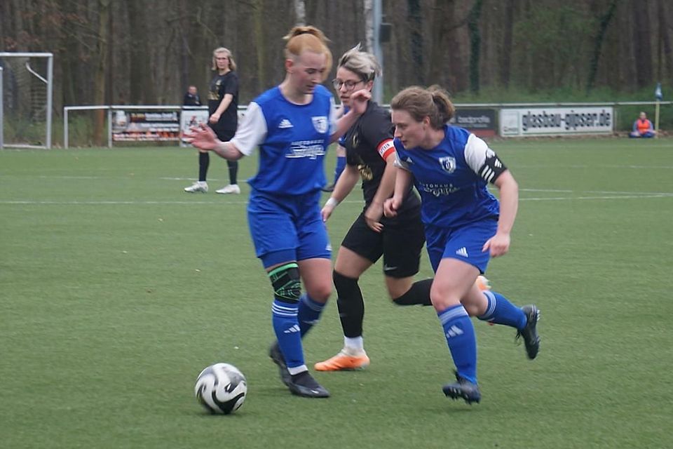 Die Frauen des SV Blau-Weiß Dölau nehmen es mit dem großen Favoriten Magdeburger FFC auf.