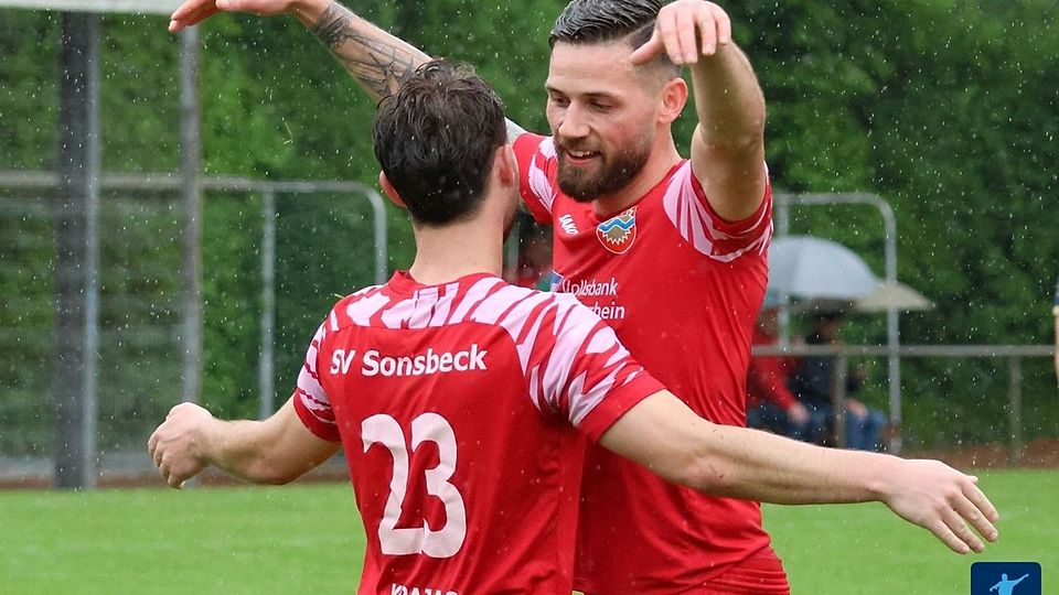Sonsbeck springt für den Moment auf Platz zehn.