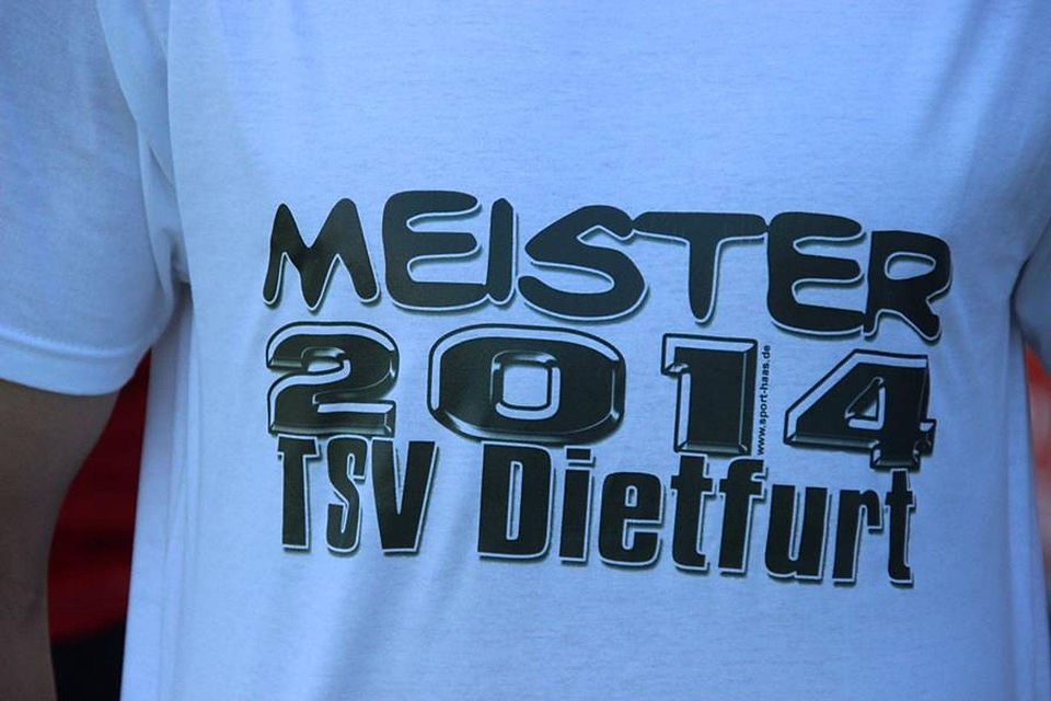 Meister in der Kreisliga 2 wurde 2013/2014 der TSV Dietfurt mit einem Punkt Vorsprung. F: Kugler