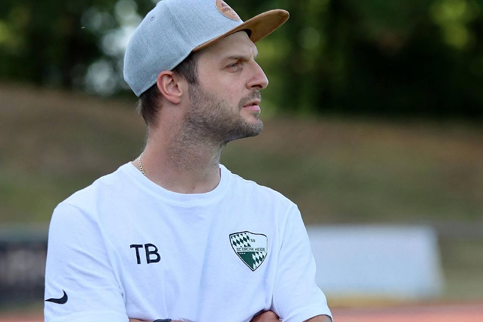 Extrem schwere Entscheidung: Thomas Bachinger (40) will mehr Zeit für seine Familie haben und legt eine Pause als Trainer ein. Die U9, in der sein Sohn spielt, betreut er weiter.