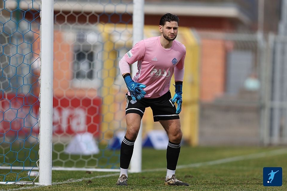 Neuer Torwart am Schönbusch, der am Samstag auch gleich zwischen den Pfosten stand: Elias Derwein.