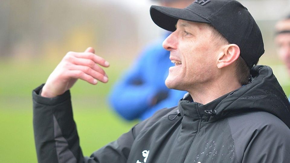 FCL-Coach Stefan Karamatic ärgerte sich über eine „unverdiente Niederlage“ seiner Mannschaft gegen den FSV Höhenrain.