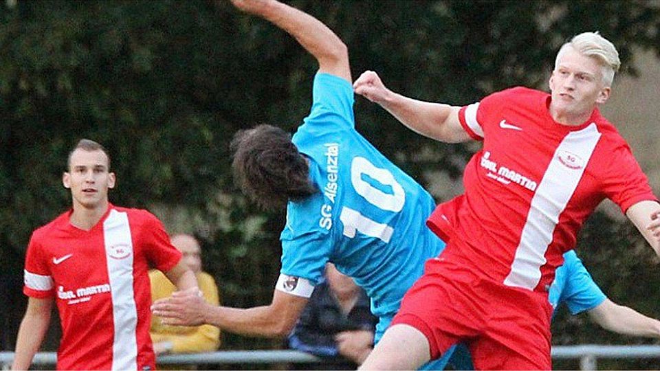 „In Hochstätten müssen wir alles versuchen, um drei Punkte zu holen“, erklärt SGA-Trainer Alex Raab. F: w.k.