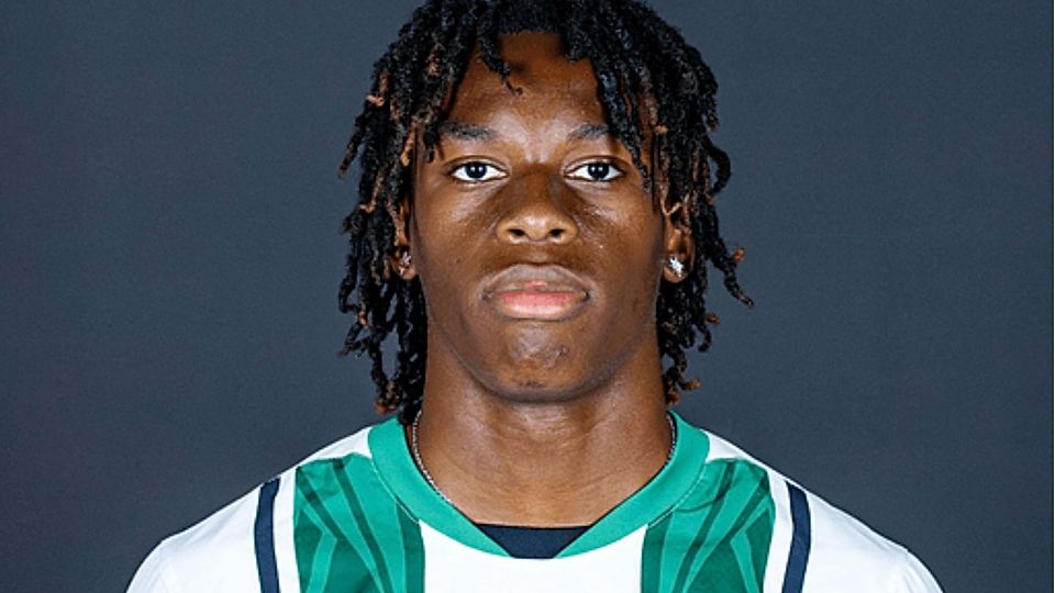 Das ist Winsley Boteli.