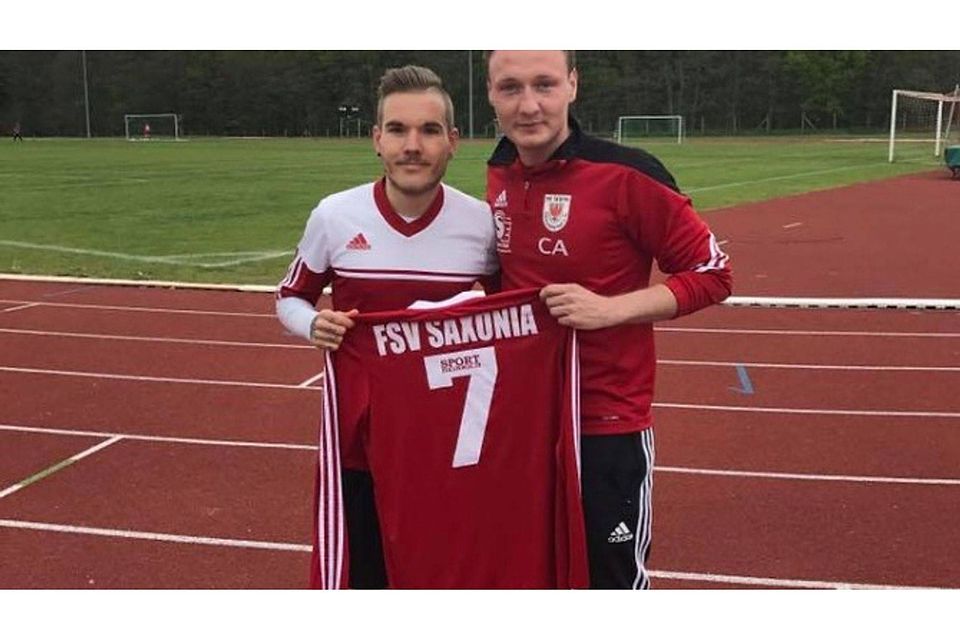 Florian Guhla (links) mit FSV-Trainer Christoph Albrecht                      (F. Verein)