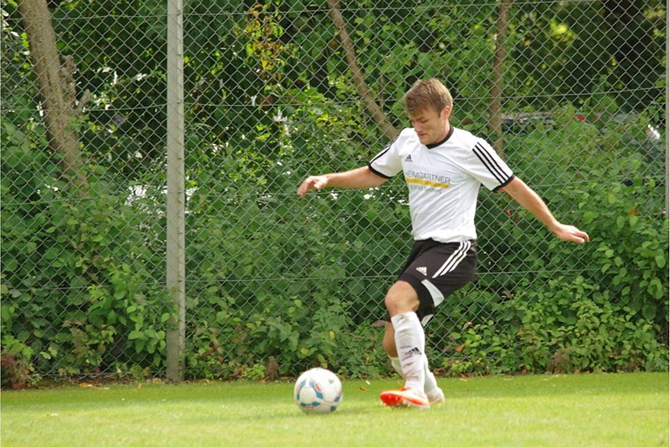 Florian Wagner erzielte das 2:0 für Donaustauf. F: Foto