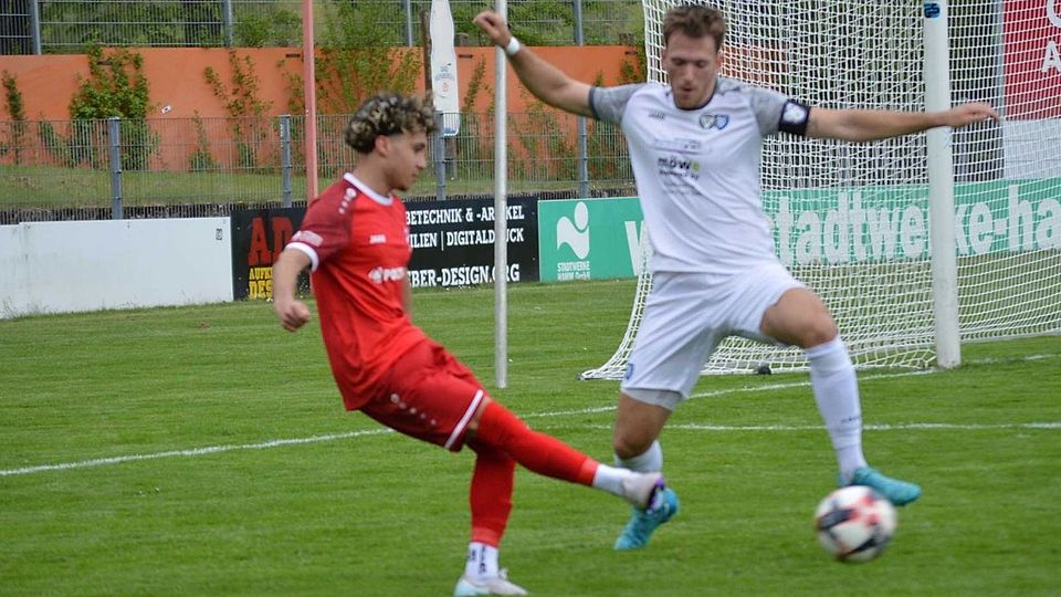 Zwei Ex-Oberligisten im Abstiegskampf der Landesliga 4: Haltern (in Weiß) und Hamm.