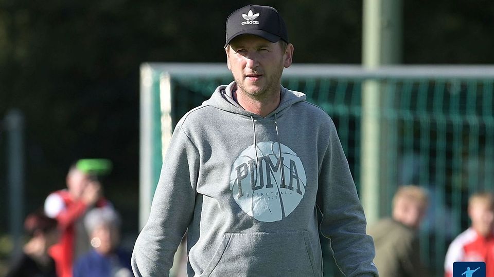 Der FC Dingolfing setzt weiter auf die Dienste von Trainer Thomas Seidl