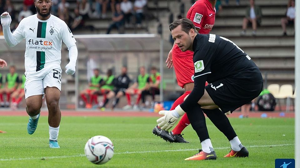 Daniel Davari (r.) wird Torwarttrainer in der 3. Liga. 