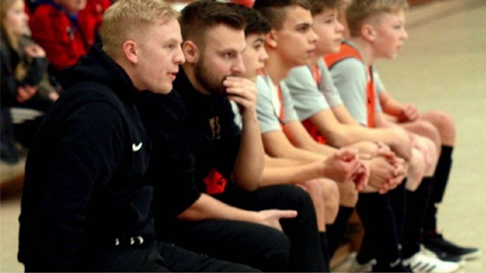 U15-Trainer Lukas Ringen (links) sah in Bissendorf einen eher mäßigen Auftritt seines Teams.Foto Krause