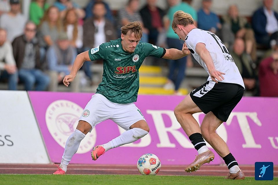 Der VfB Eichstätt setzt sich am Ende mit 1:0 gegen den SV Wacker Burghausen durch.