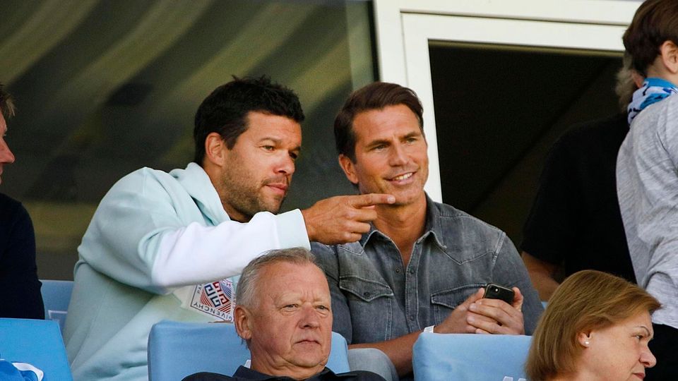 Gute Freunde: Patrick Glöckner (r.) mit Michael Ballack, den er in den 90er-Jahren bei einem Reha-Aufenthalt in Donaustauf kennengelernt hat.