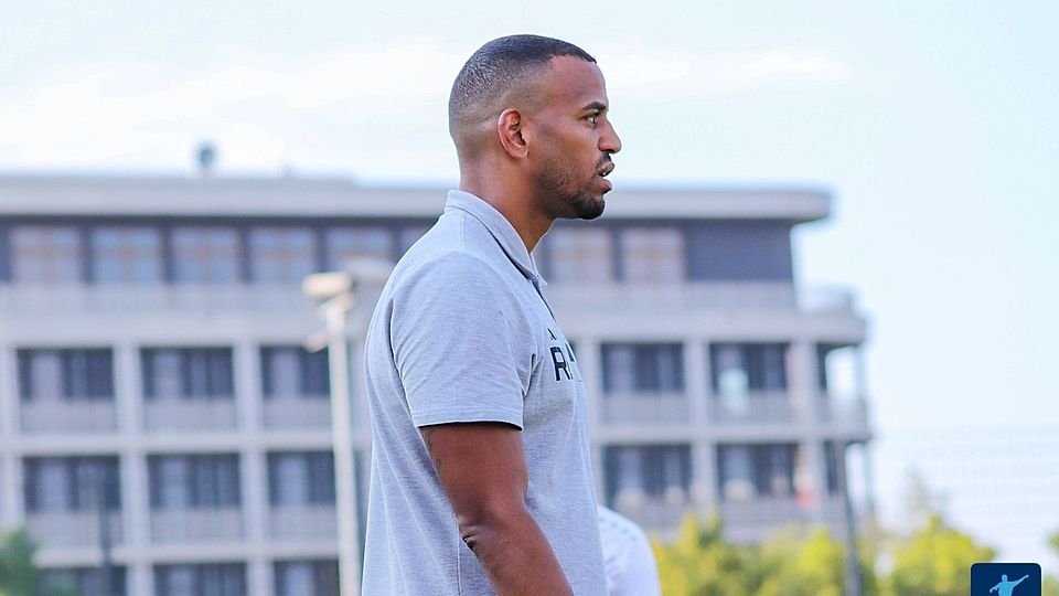 Trainer Raoul Dia verlässt den SV Schönenbach mit sofortiger Wirkung.