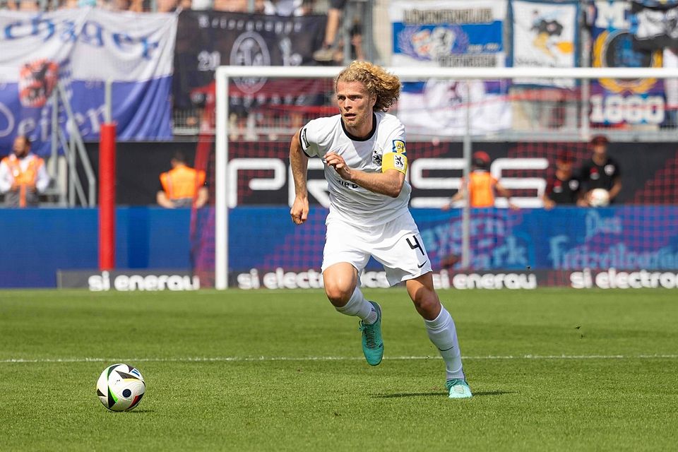 Jesper Verlaat im Hinspiel gegen den FC Ingolstadt.