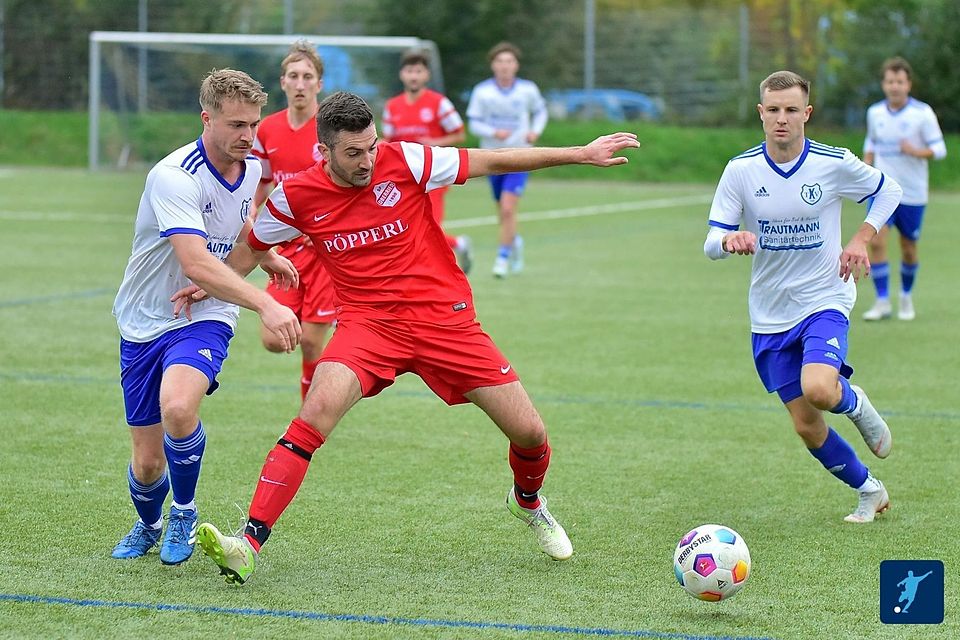 Der TV Köndringen (helle Trikots) hatte wie schon im Hinspiel das Nachsehen gegen die SF Oberried. Ein halbes Dutzend Tore erzielten die Dreisamtäler. 