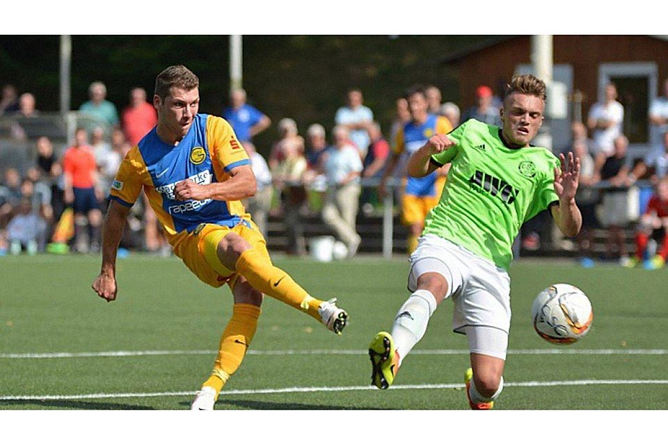 F: Odette Karbach F: Odette Karbach