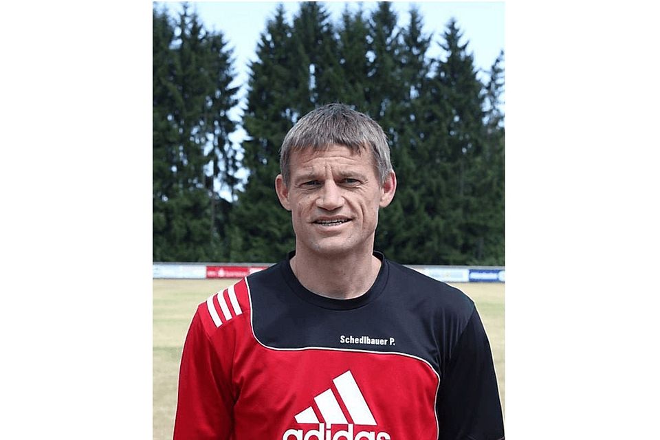 Der frühere Klasseverteidiger Peter Schedlbauer schlüpft in Rolle des Co-Trainers