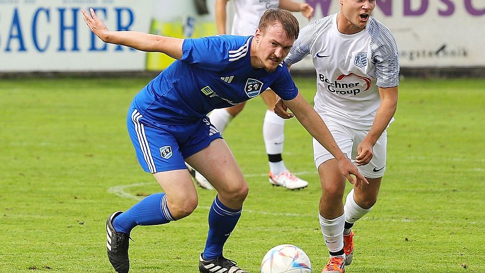 Torjäger Martin Pasieka (links) ist mit dem SV Etzenricht seit zwei Monaten unbesiegt. Geht der Lauf gegen die SpVgg Lam weiter?