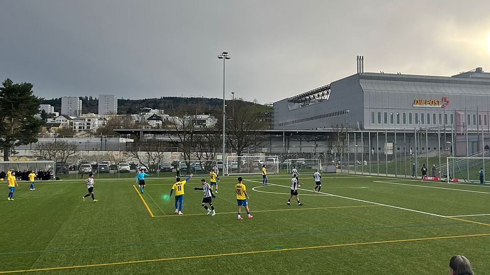 Während Tuggen den SV Höngg 3:1 bezwingen konnte, musste YF Juventus auf heimischem Rasen gegen St. Gallens U21 eine bittere 1:4-Niederlage einstecken.