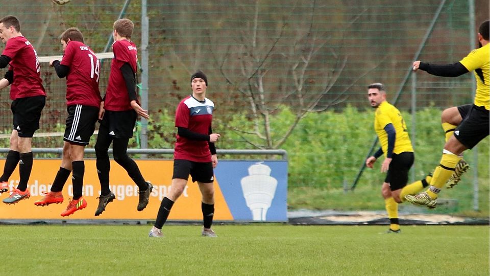 Kantersieg in der Au Langenbach ballert sich an die Tabellenspitze FuPa