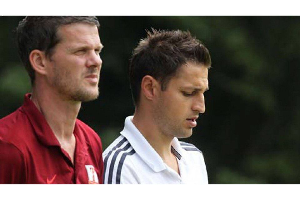 Auch weiter an der Seitenlinie: Dirk Wolf (links) und TS-Cheftrainer Daniel Nister. Foto: Sascha Eyßen