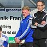 Plötzlich wieder mittendrin im Abstiegskampf steckt der FC Büchlberg um Coach Josef Wagner. F: Geisler