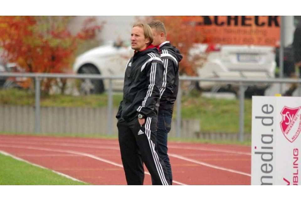 Sieht noch mehr Petential in seinem Team: Neutraublings Coach Rafael Wodniok  Foto: Schmautz