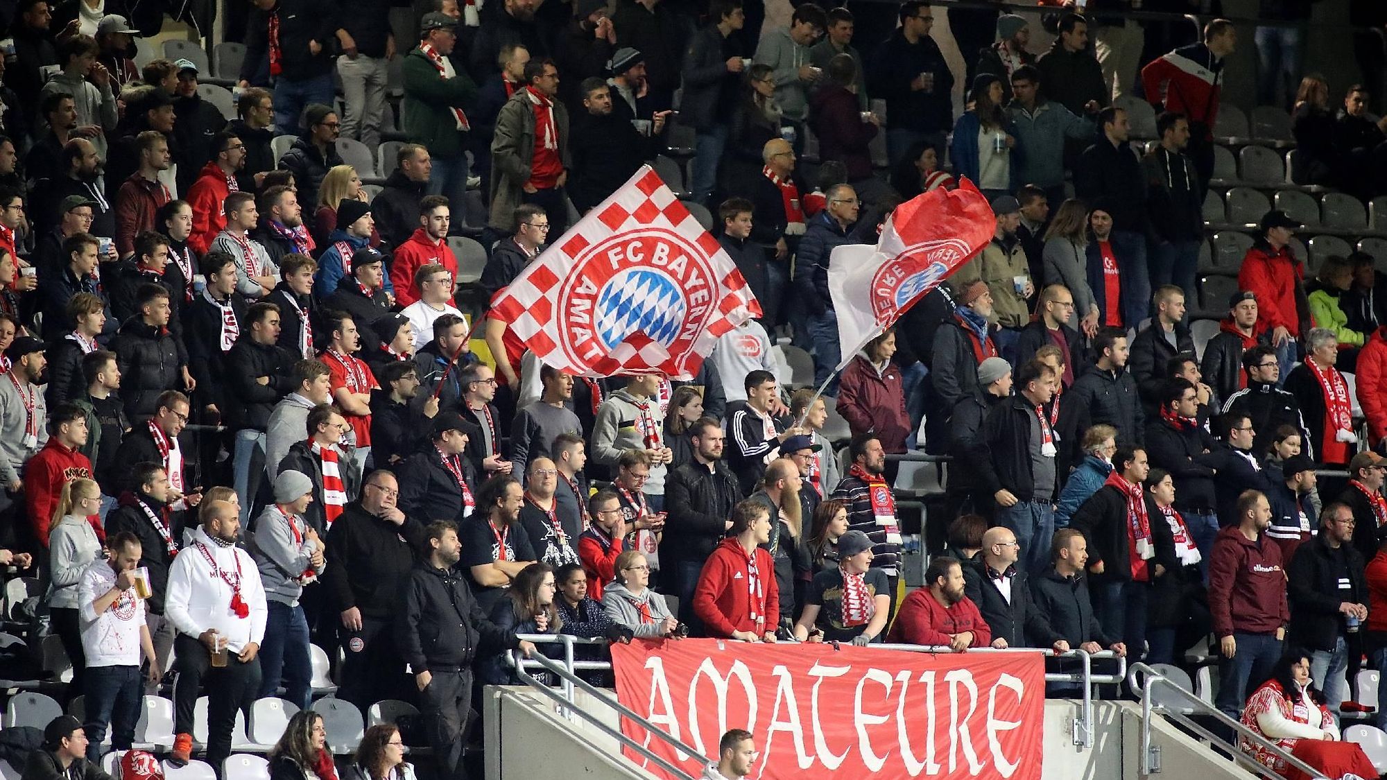 Live und gratis FC Bayern zeigt alle 19 Heimspiele der Amateure im Stream aus dem Grünwalder