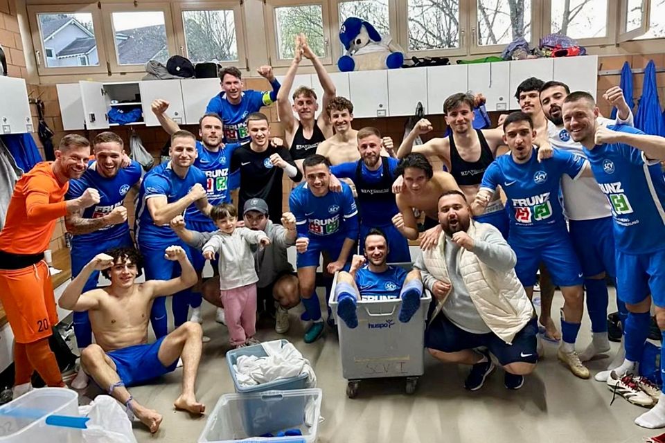 Veltheim feiert den Sieg über Greifensee.