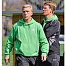 Ihr Team bot Tabellenführer Ahrensburg Paroli: Malte Bern (li.) und Marco Knobel, Trainer  der SG Gut Heil/Gadeland. Foto: Sell
