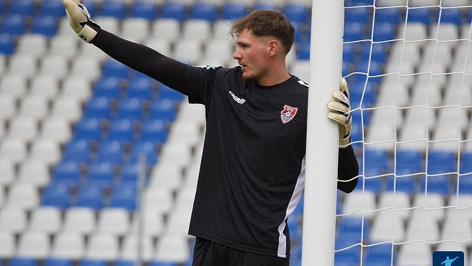 Ron Meyer bleibt in der Regionalliga. 