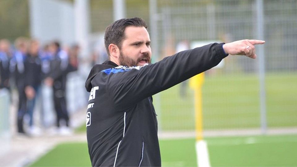 Freut sich auf drei neue Spieler: Anreppens neuer Trainer Tobias Tschernik.