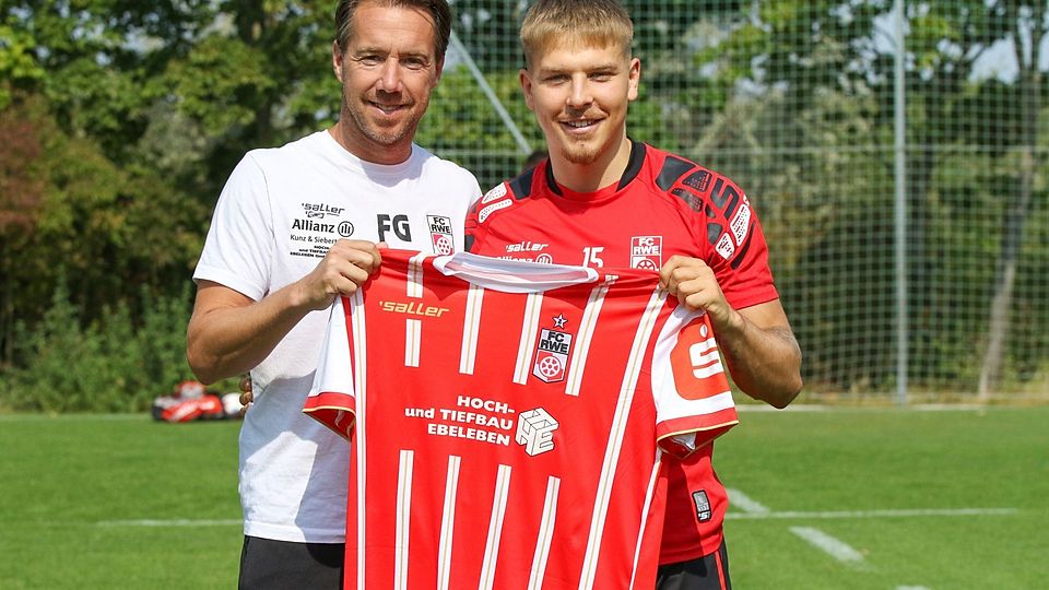 Der FC Rot-Weiß Erfurt heißt Louis Schulze herzlich willkommen und freut sich auf die gemeinsame Zeit in der Regionalliga Nordost.