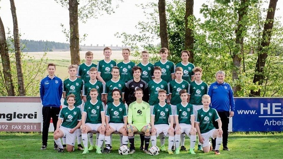 Die B-Jugend Meistermannschaft der DJK-SV Dorfbach