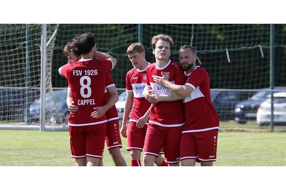 Die Cappeler Fußballer haben auch in der Gruppenliga jede Menge Grund zum Jubel. © Jens Schmidt Die Cappeler Fußballer haben auch in der Gruppenliga jede Menge Grund zum Jubel. © Jens Schmidt