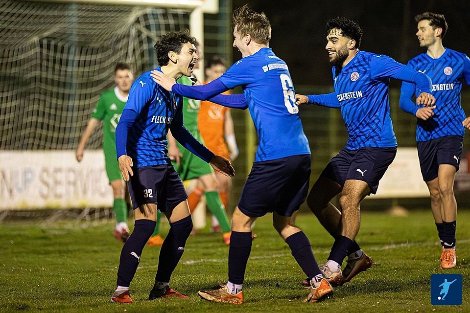  Luqman Krugmeier (links) erzielte beide Treffer für A/O.  