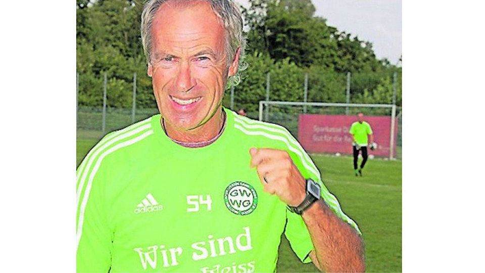 Winni Ronig wird auch in der nächsten Saison Trainer bei Grün-Weiß Welldorf-Güsten sein. FOTO: SCHIFFER