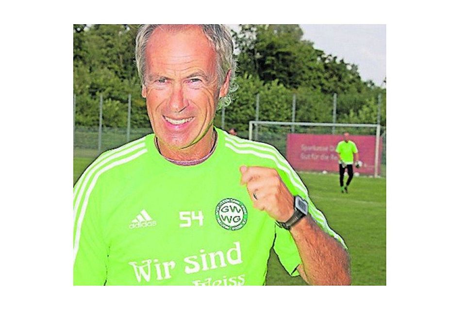 Winni Ronig wird auch in der nächsten Saison Trainer bei Grün-Weiß Welldorf-Güsten sein. FOTO: SCHIFFER