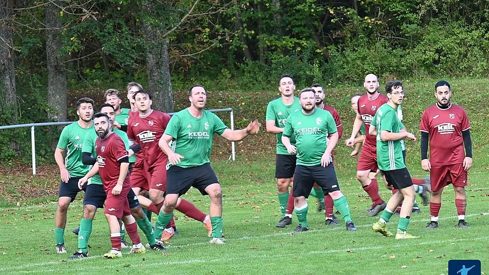 Die Eschelbronner (grün) wollen weiter nach oben.