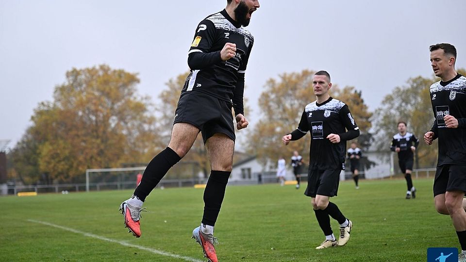 Gewohntes Bild: Bereits 23 mal konnte Halil Ibrahim Yilmaz in dieser Saison einen Treffer für seinen FC Eddersheim bejubeln - in nur 13 Spielen. 