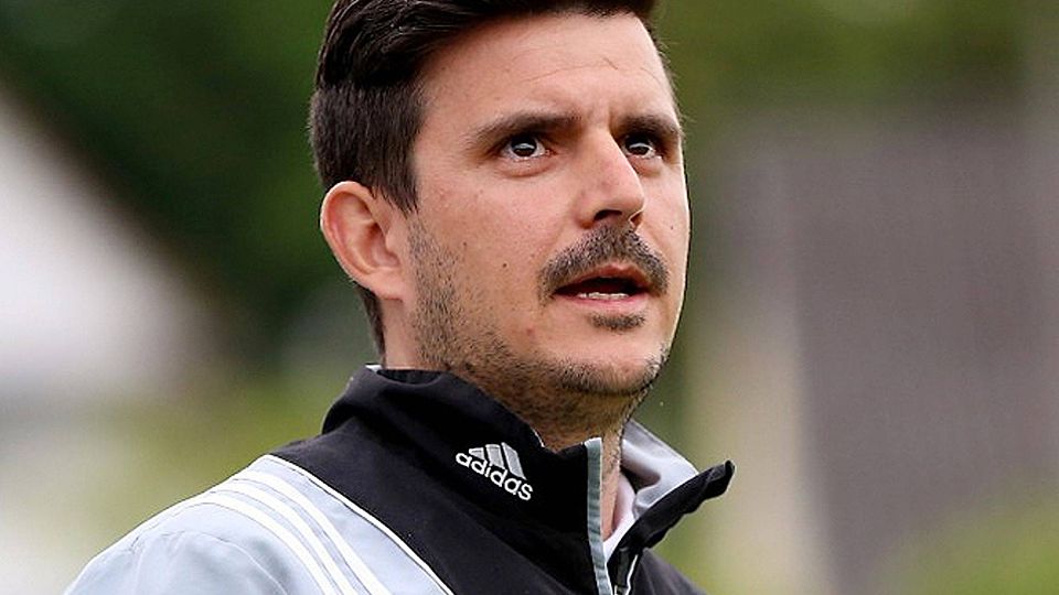 Den Wiederaufstieg in die Landesliga fest im Blick: Tegernheims Übungsleiter Peter Dobler. F: Brüssel