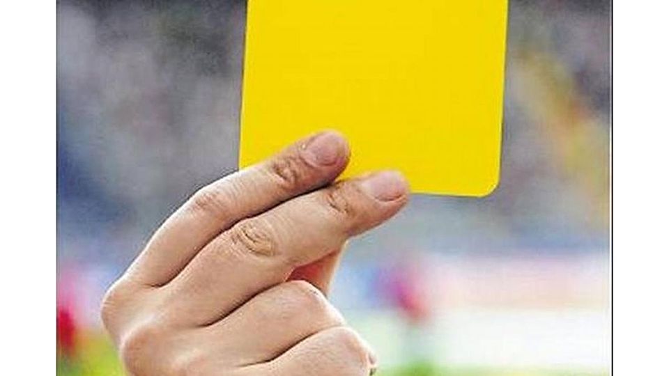 An der Gelben-Karte-plus scheiden sich die Geister.	Foto: dpa