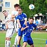 Anders als zuletzt in der Relegation, behielt diesmal der FC Pielenhofen-Adlersberg (weißes Trikot) die Oberhand über Oberhinkofen.
