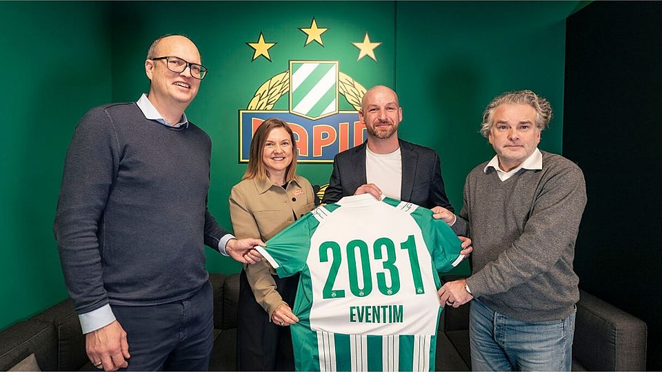 Ticketing-Partnerschaft mit CTS EVENTIM:  (v.l.n.r.) Jens Brämer (Managing Director, EVENTIM Sports), Daniela Bauer (GF Wirtschaft, SK Rapid), David Stockinger (Leitung Digital Business, SK Rapid) und Christoph Klingler (CEO, EVENTIM Austria).
