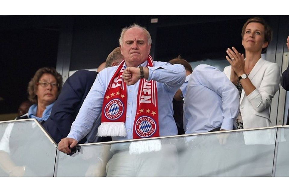 Die Zeit spielt für den FC Bayern. Uli Hoeneß glaubt, dass in zwei, drei Jahren wieder neue Stars aus der eigenen Jugend hervorgebracht werden. MIS / Bernd Feil/M.i.S.