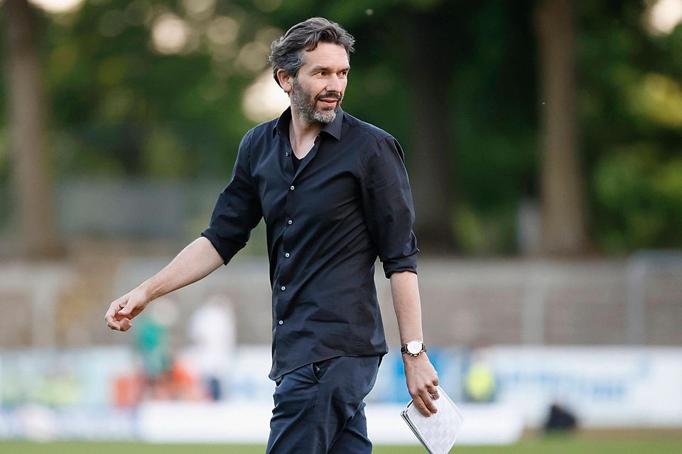 Robert Hettich, sportlicher Leiter des 1. FC Schweinfurt, ist vor dem Rückspiel gegen den TSV Havelse zuversichtlich.