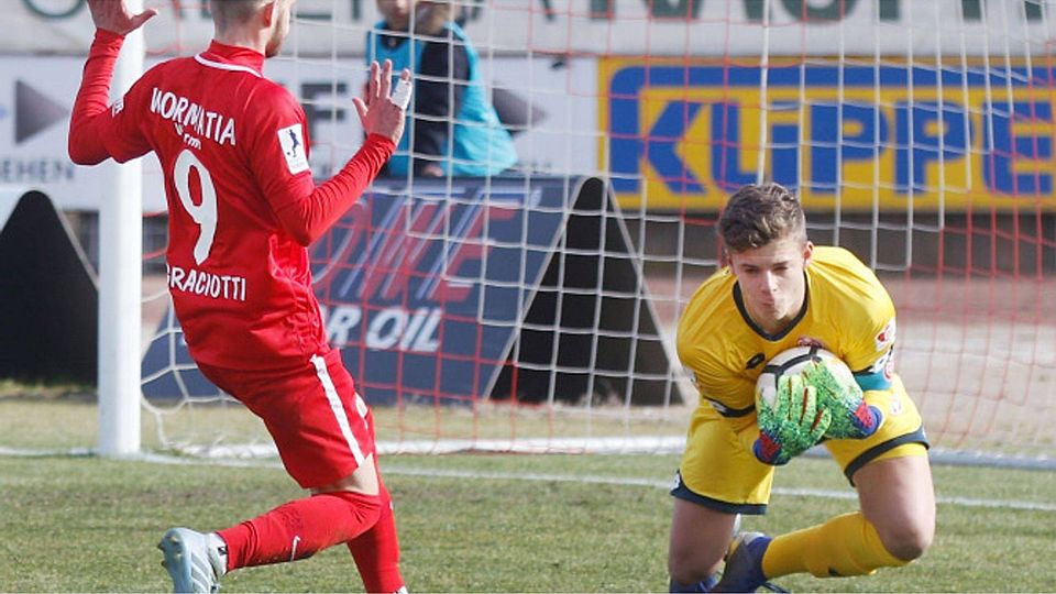 Torhüter Finn Dahmen ist überzeugt, mit Mainz 05 II den Klassenerhalt in der Regionalliga zu schaffen.  Archivfoto: Rudolf Uhrig