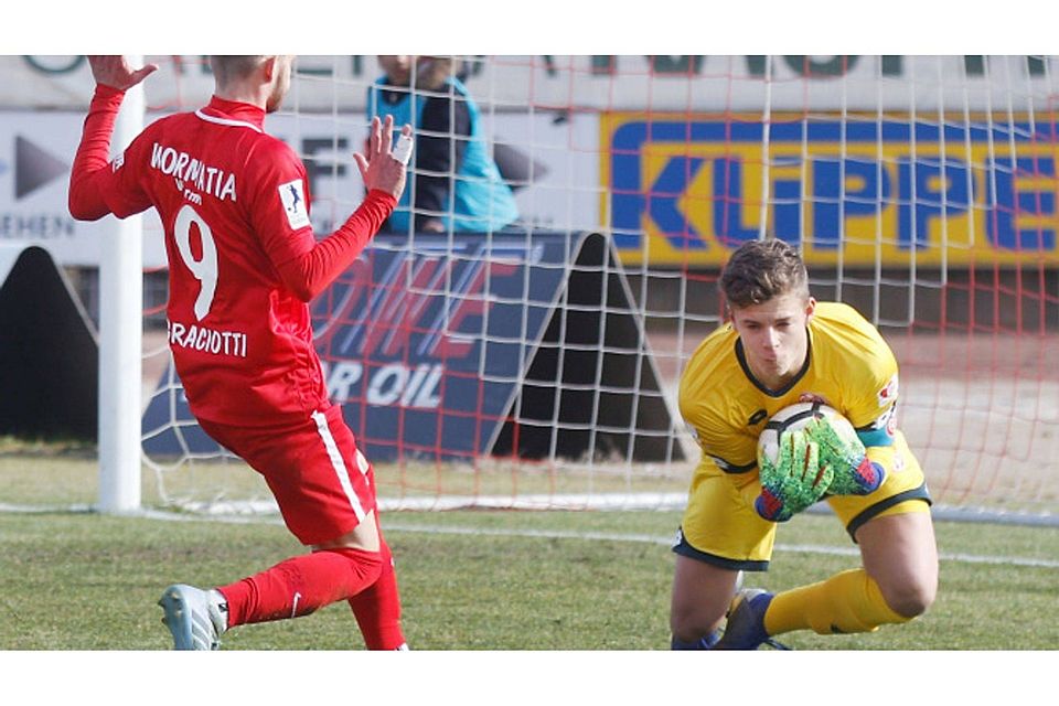 Torhüter Finn Dahmen ist überzeugt, mit Mainz 05 II den Klassenerhalt in der Regionalliga zu schaffen.  Archivfoto: Rudolf Uhrig