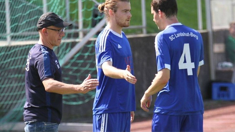 Hermann Eberl (li.) ist nicht mehr Trainer beim SC Landshut-Berg F: Huber